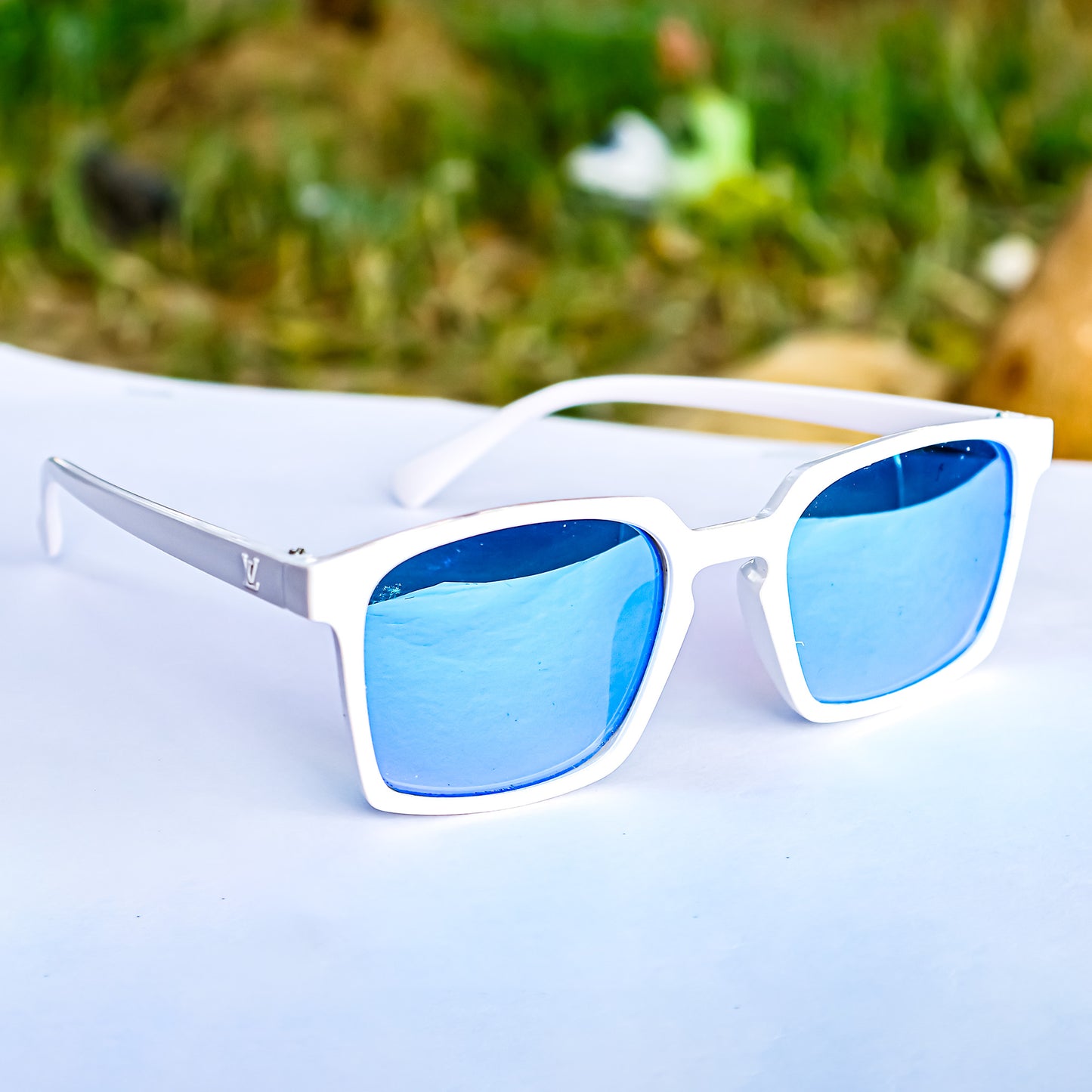 Blue Wayfarer Men's Sunglasses